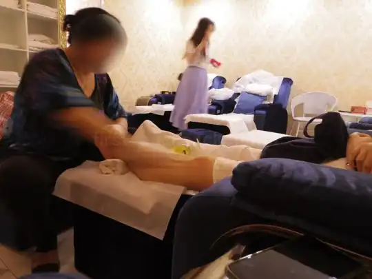 【香港旅行記】現地人の行くマッサージ店で、フットマッサージを体験！