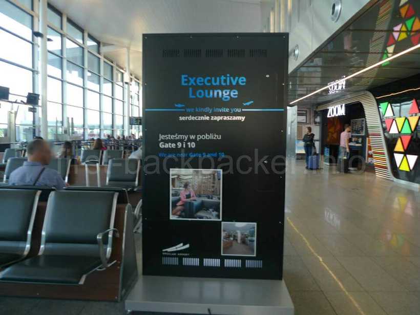 ヴロツワフ コペルニクス空港Executive Loungeのラウンジの看板