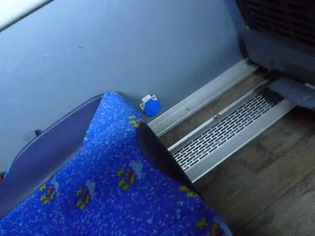 Eurolinesの電源