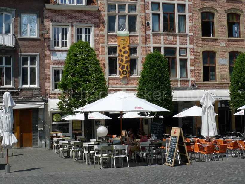 ベルギー ルーヴァンのL Cafe