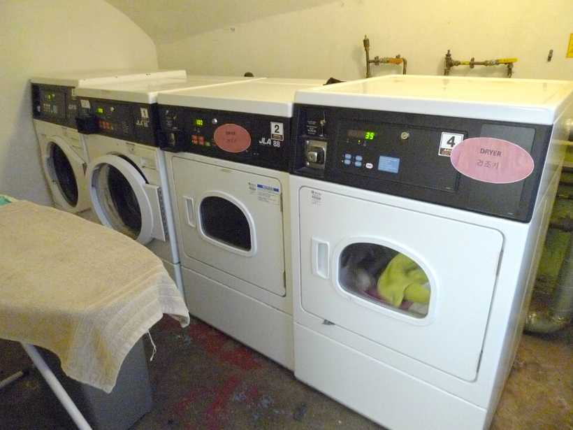 ロンドン アスターホステルの洗濯機