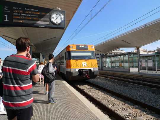 【スペイン】バルセロナ・ジローナ間は、電車が安くて便利だっ  た！