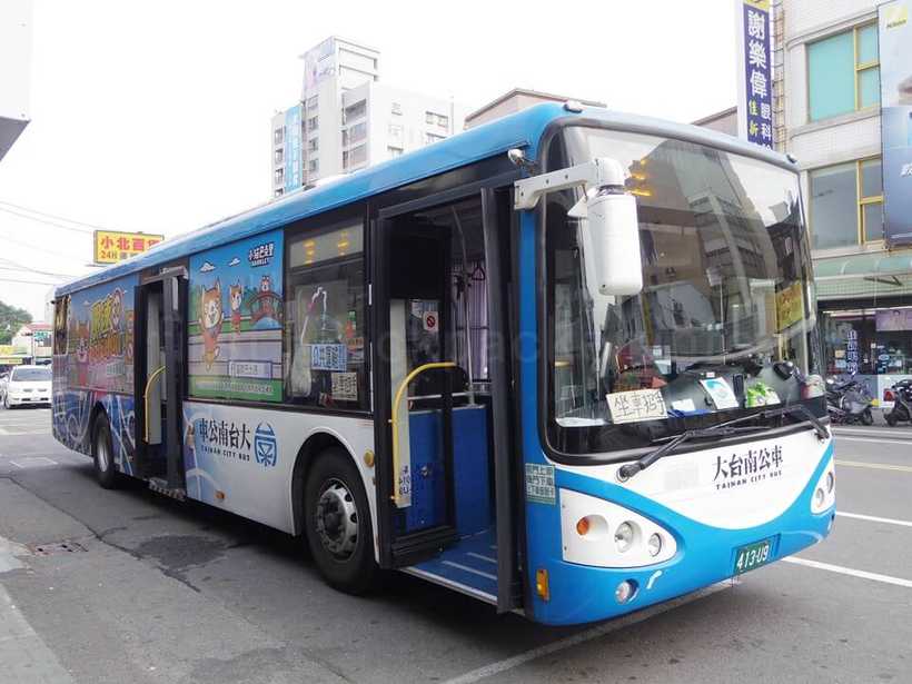 台南 藍幹線のバス（下り）