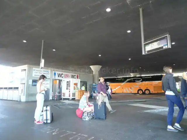 ミュンヘンのバスターミナルのトイレ